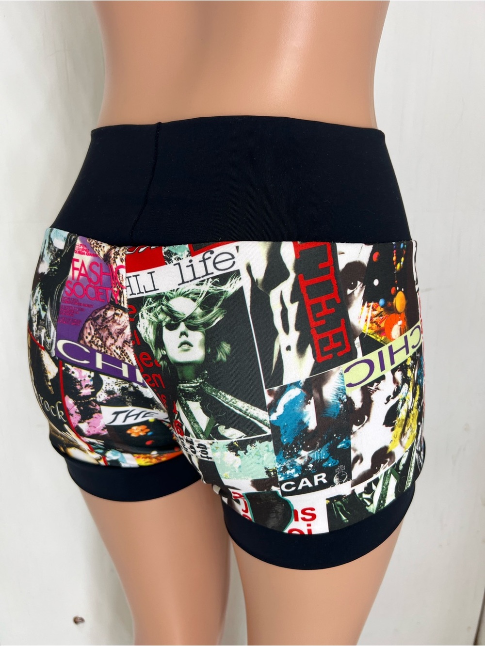 Black and White Fashion Print Hot Yoga Shorts Low Rise Made in USA NEW - Picture 3 of 7